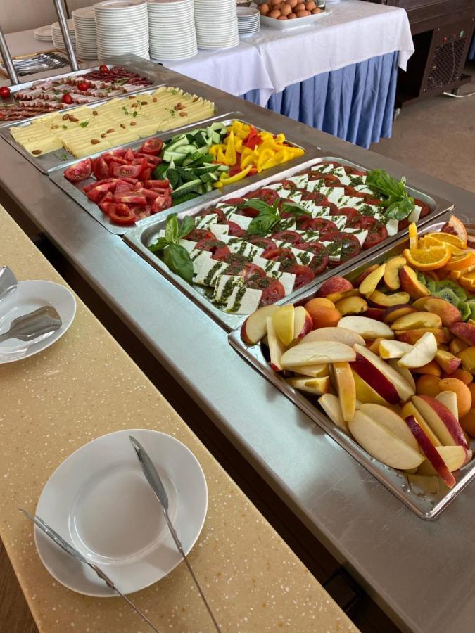 Bugaz Sea View Hotel Gribovka Ngoại thất bức ảnh