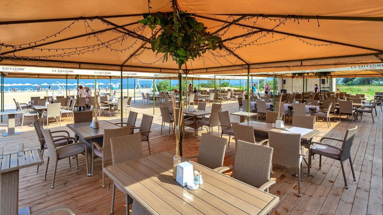Bugaz Sea View Hotel Gribovka Ngoại thất bức ảnh