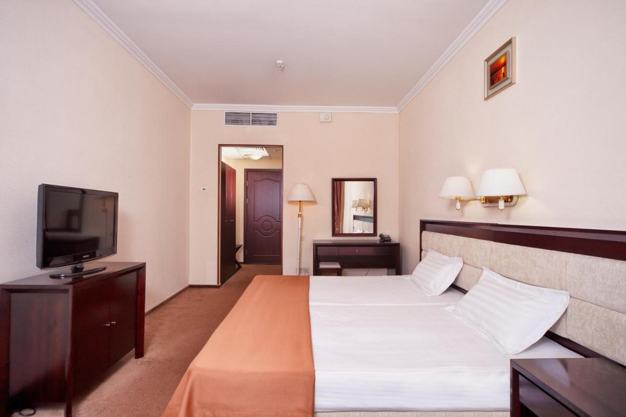 Bugaz Sea View Hotel Gribovka Ngoại thất bức ảnh